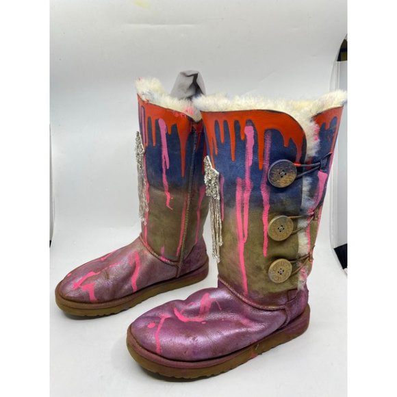 UGG Customized W/ Multicolor Trailblazer Boots - Picture 4 of 8